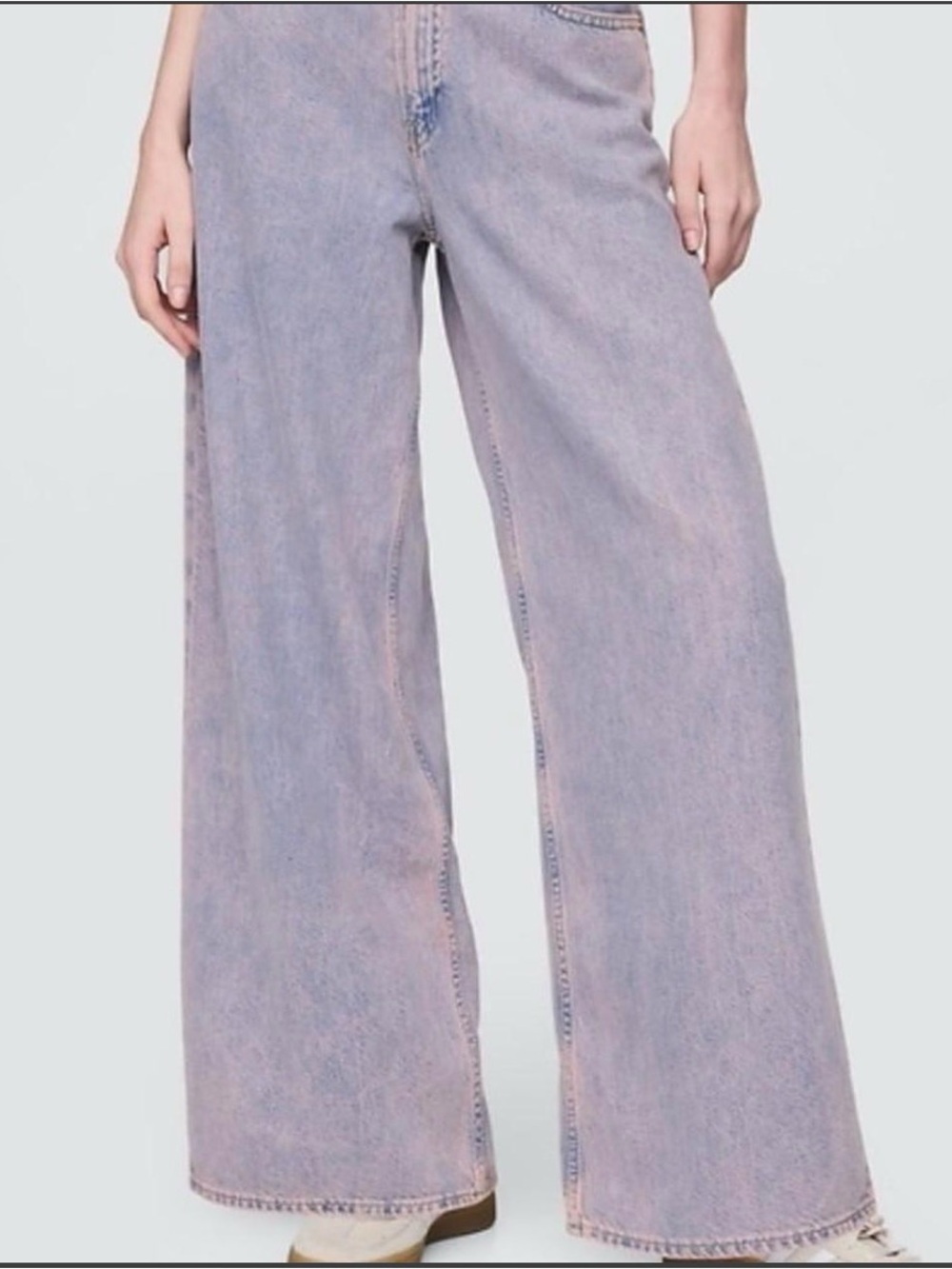 NWOT Gap Baggy Mid Rise UltraSoft Jeans Sugar Pink Wash 28 / 6R